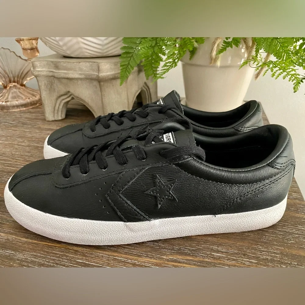 Converse All Star Breakpoint OX‎ Leather Sneakers-Black/Wht Womens Sz 7/Boys 4.5